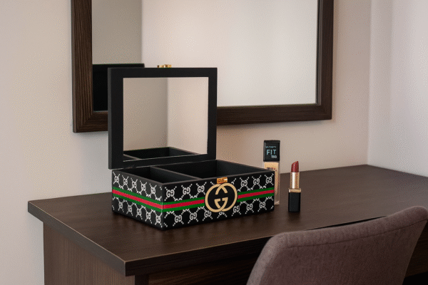 Gucci Wooden Jewellery Box - Image 2